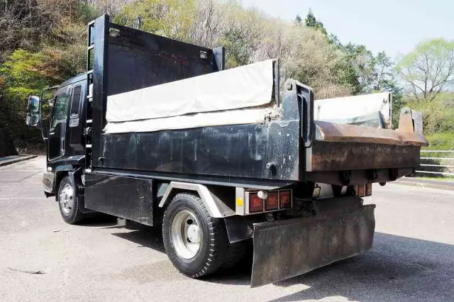 いすゞ フォワード ADG-FRR90D3(2WD)の写真3