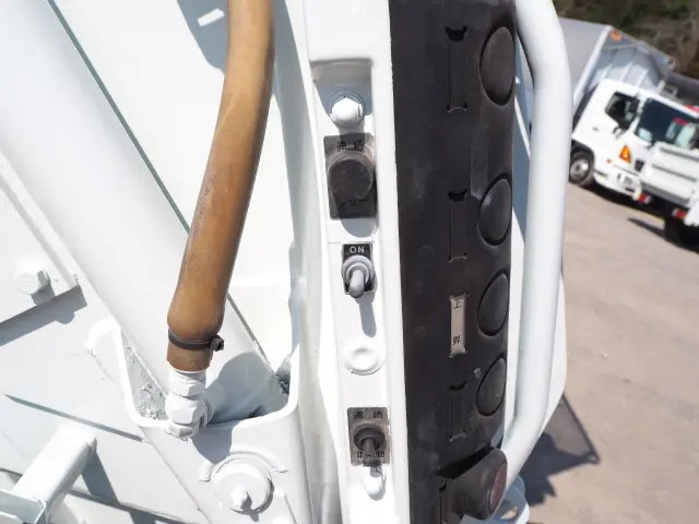 三菱 キャンター TKG-FEB90(2WD)の写真34