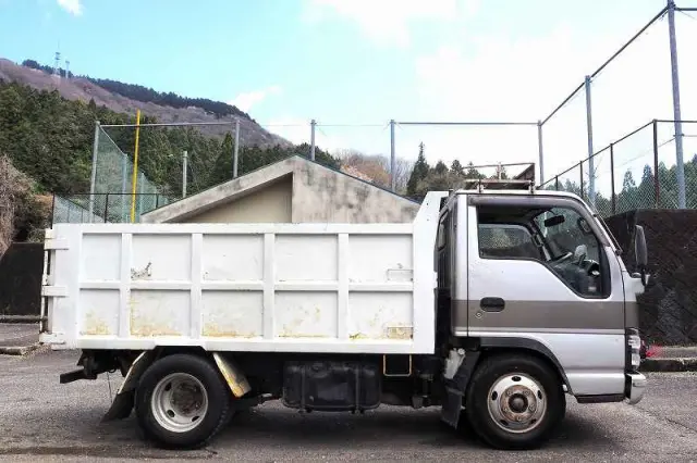 いすゞ エルフ PB-NKR81A(2WD)の写真6