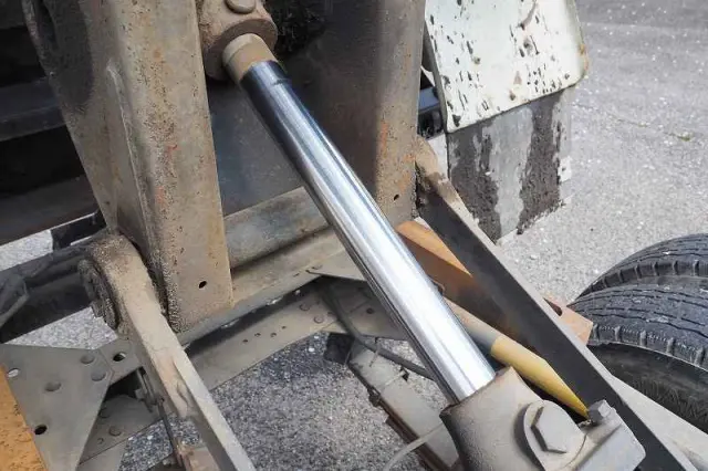 いすゞ エルフ PB-NKR81A(2WD)の写真27