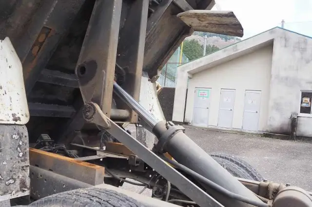 いすゞ エルフ PB-NKR81A(2WD)の写真28