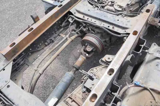 いすゞ エルフ PB-NKR81A(2WD)の写真30