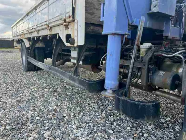 いすゞ フォワード KK-FRR35K4S(2WD)の写真24