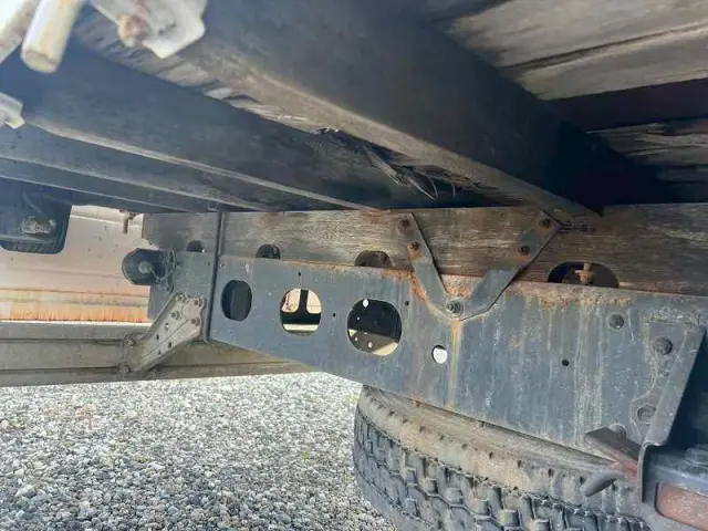 いすゞ フォワード KK-FRR35K4S(2WD)の写真30