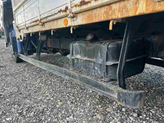 いすゞ フォワード KK-FRR35K4S(2WD)の写真34