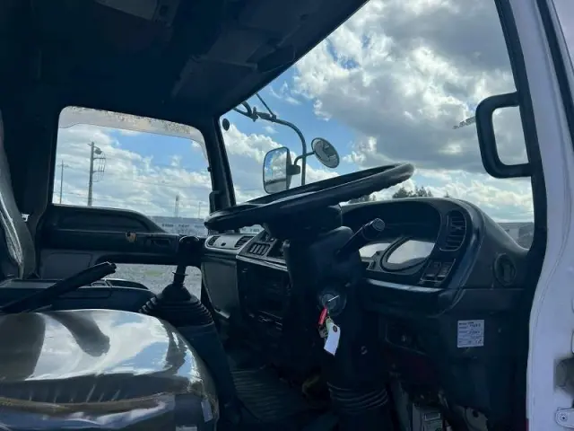 いすゞ フォワード KK-FRR35K4S(2WD)の写真46