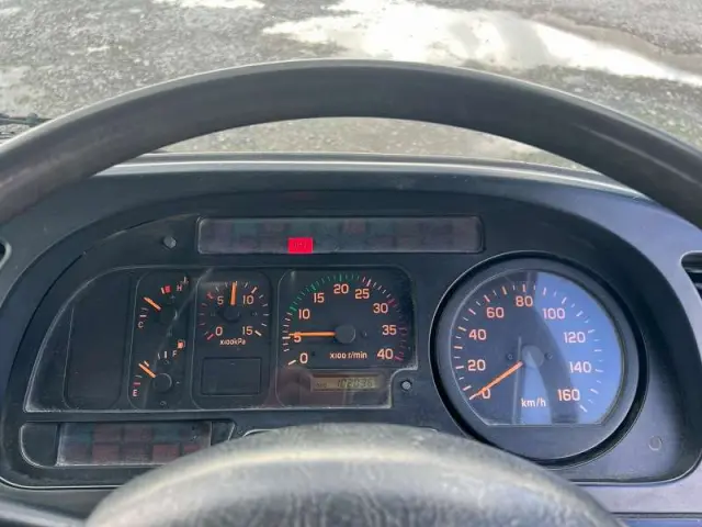 いすゞ フォワード KK-FRR35K4S(2WD)の写真49