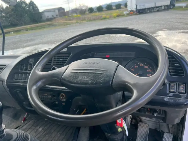 いすゞ フォワード KK-FRR35K4S(2WD)の写真50
