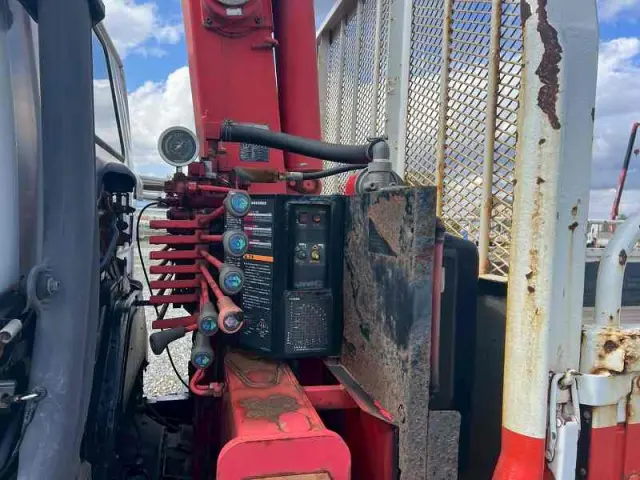 いすゞ フォワード PA-FRR34L4(2WD)の写真15