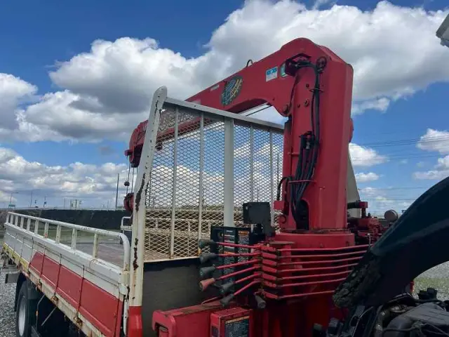 いすゞ フォワード PA-FRR34L4(2WD)の写真40