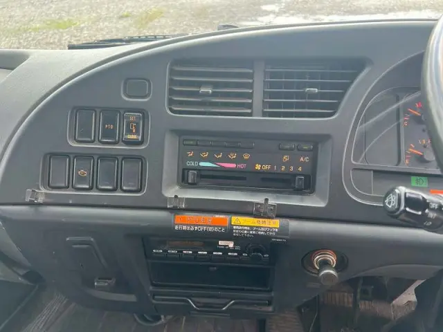 いすゞ フォワード PA-FRR34L4(2WD)の写真48