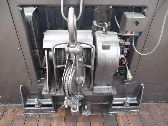 三菱 ファイター KL-FQ61FN(6x4)の写真18