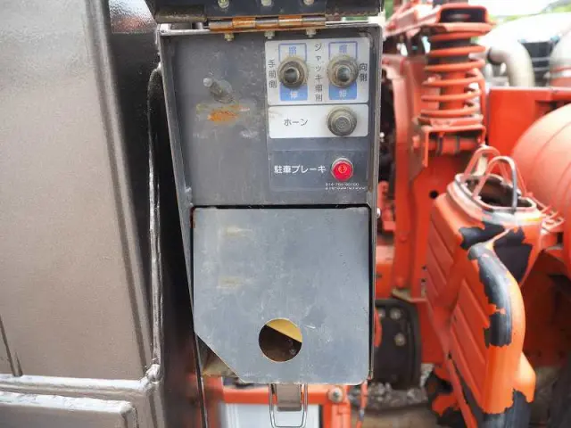 三菱 ファイター KL-FQ61FN(6x4)の写真32