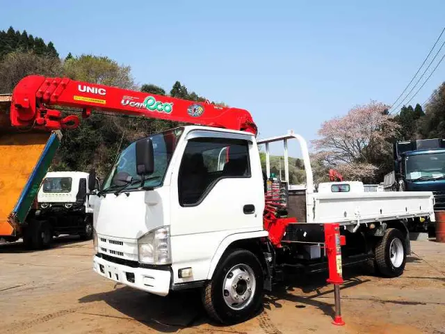 いすゞ エルフ SKG-NKR85R(2WD)の写真1