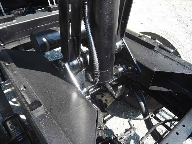 いすゞ フォワード TKG-FRR90S1(2WD)の写真27