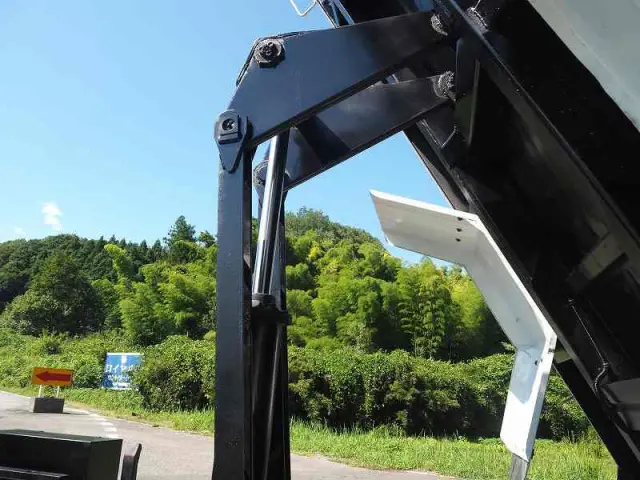 いすゞ フォワード TKG-FRR90S1(2WD)の写真35