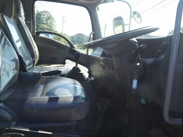 いすゞ フォワード TKG-FRR90S1(2WD)の写真47