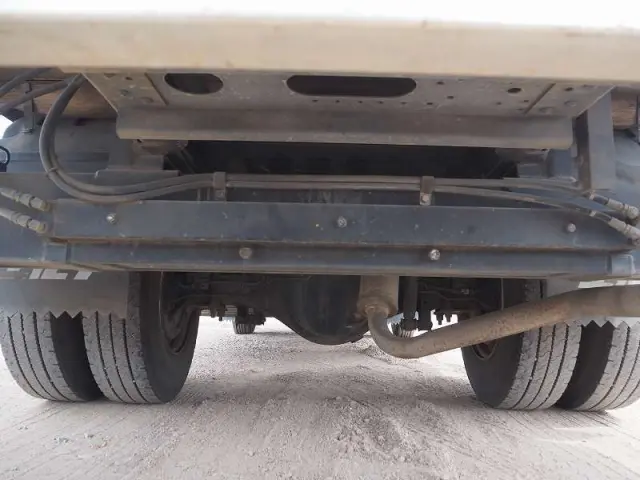 いすゞ エルフ KR-NPR72PR(2WD)の写真39