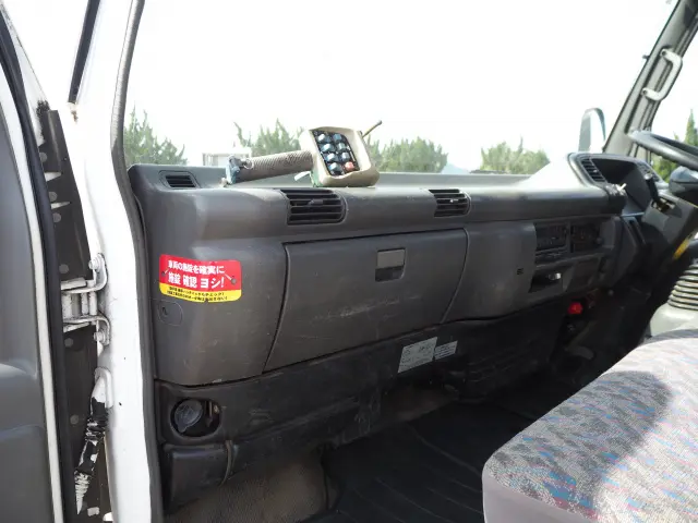 いすゞ エルフ KR-NPR72PR(2WD)の写真41