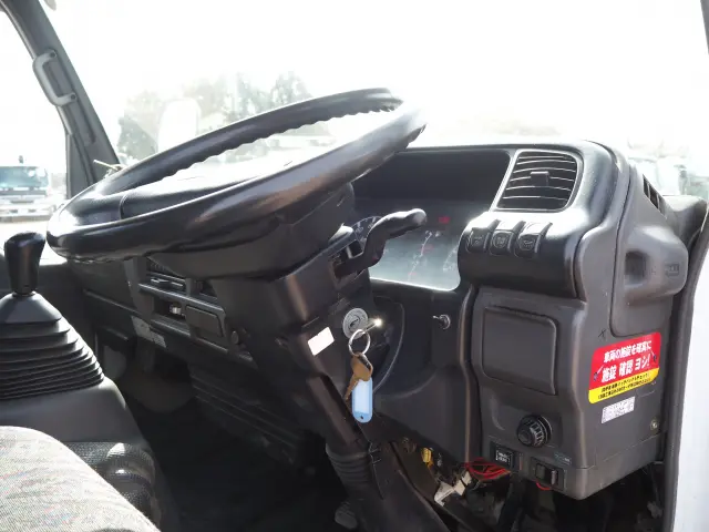 いすゞ エルフ KR-NPR72PR(2WD)の写真44