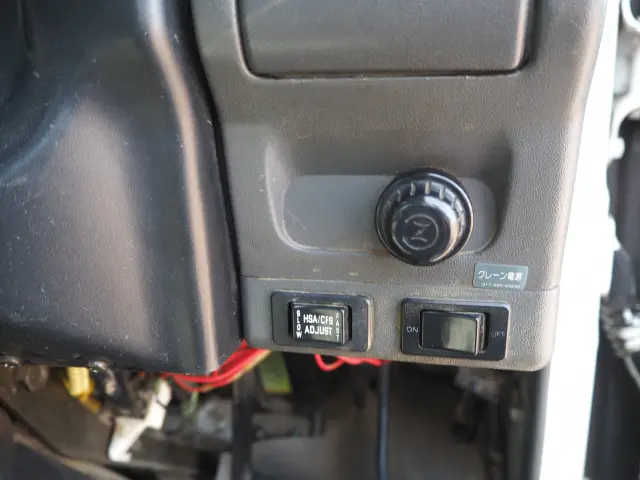 いすゞ エルフ KR-NPR72PR(2WD)の写真46