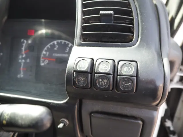 いすゞ エルフ KR-NPR72PR(2WD)の写真47