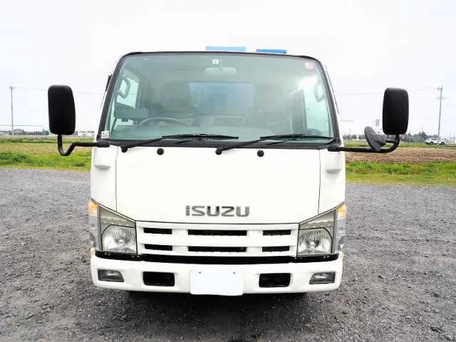 いすゞ エルフ TKG-NKR85AN(2WD)の写真8
