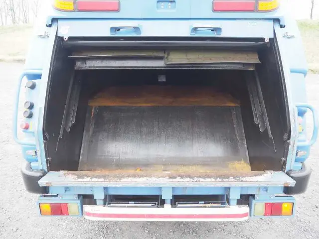 いすゞ エルフ TKG-NKR85AN(2WD)の写真22