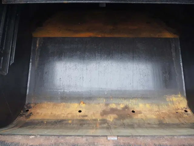 いすゞ エルフ TKG-NKR85AN(2WD)の写真23