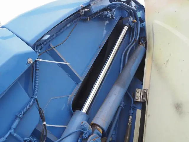 いすゞ エルフ TKG-NKR85AN(2WD)の写真26