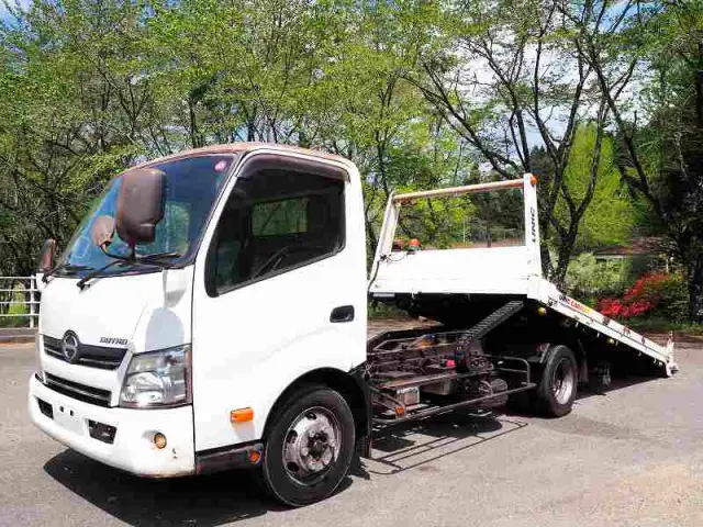 日野 デュトロ TKG-XZU710M(2WD)の写真1