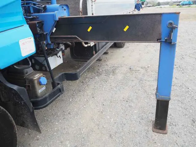 UD コンドル SKG-MK38C(2WD)の写真14