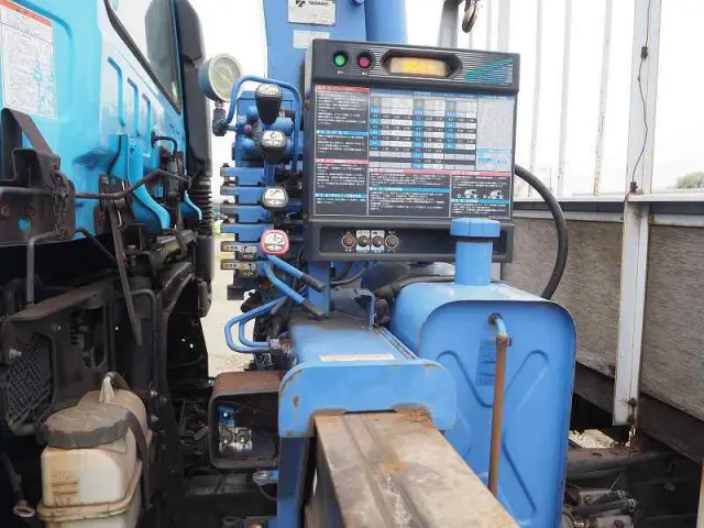 UD コンドル SKG-MK38C(2WD)の写真15