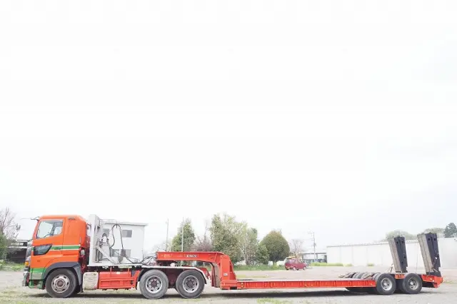 日野 プロフィア SS1EKJ-10183(6x4)の写真2