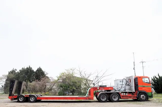 日野 プロフィア SS1EKJ-10183(6x4)の写真6