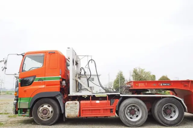 日野 プロフィア SS1EKJ-10183(6x4)の写真10