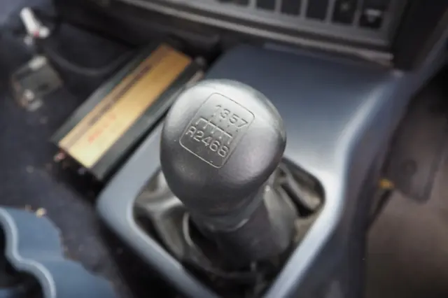 日野 プロフィア SS1EKJ-10183(6x4)の写真43