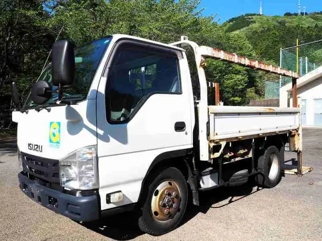 いすゞ エルフ TPG-NKS85AN(4WD)の写真1