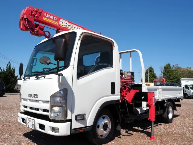 いすゞ エルフ SDG-NMS85AR(4WD)の写真1