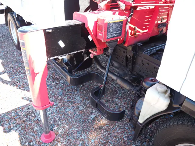 いすゞ エルフ SDG-NMS85AR(4WD)の写真11