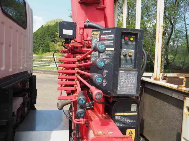 いすゞ エルフ SDG-NMS85AR(4WD)の写真14