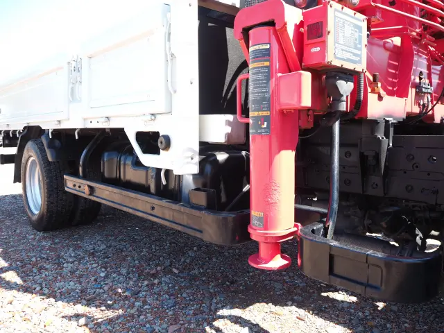 いすゞ エルフ SDG-NMS85AR(4WD)の写真20