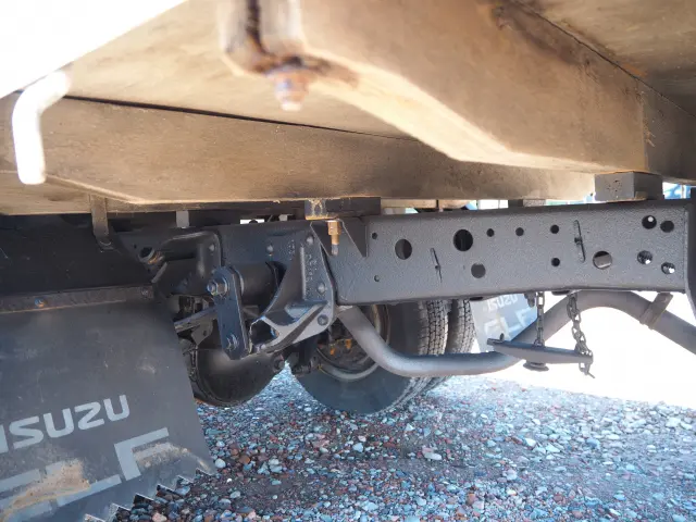 いすゞ エルフ SDG-NMS85AR(4WD)の写真27