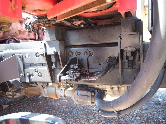 いすゞ エルフ SDG-NMS85AR(4WD)の写真32