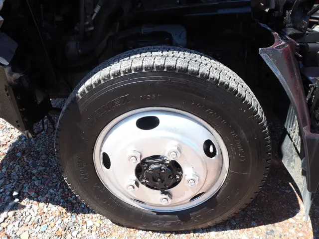 いすゞ エルフ SDG-NMS85AR(4WD)の写真33