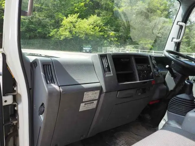 いすゞ エルフ SDG-NMS85AR(4WD)の写真42