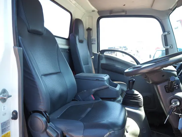 いすゞ エルフ SDG-NMS85AR(4WD)の写真42