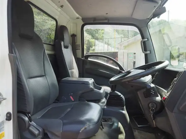 いすゞ エルフ SDG-NMS85AR(4WD)の写真45