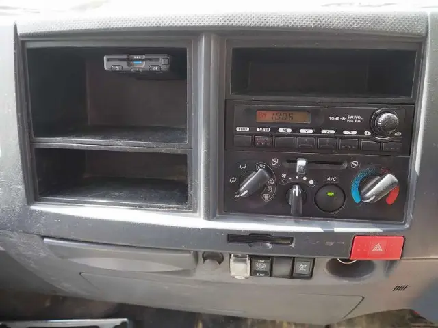 いすゞ エルフ SDG-NMS85AR(4WD)の写真47