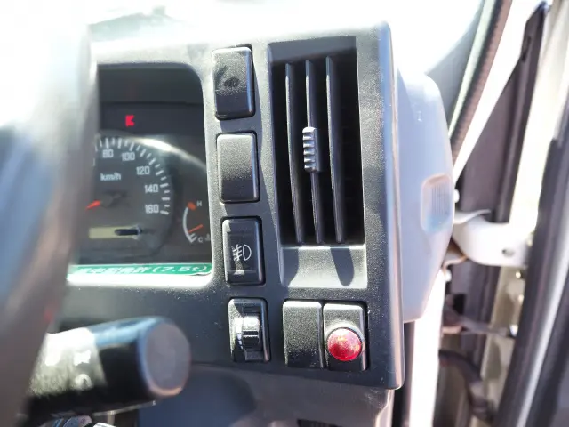 いすゞ エルフ SDG-NMS85AR(4WD)の写真49